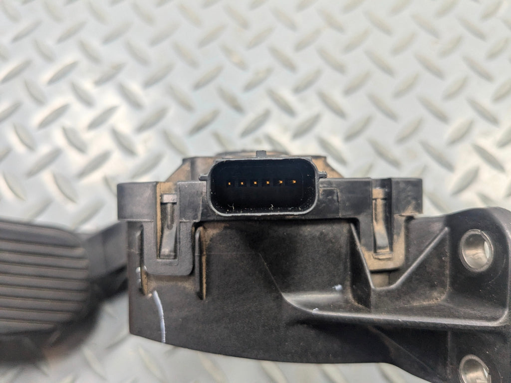 2011 - 2015 OEM FORD EXPLORER ACCELERATOR THROTTLE PEDAL SENSOR