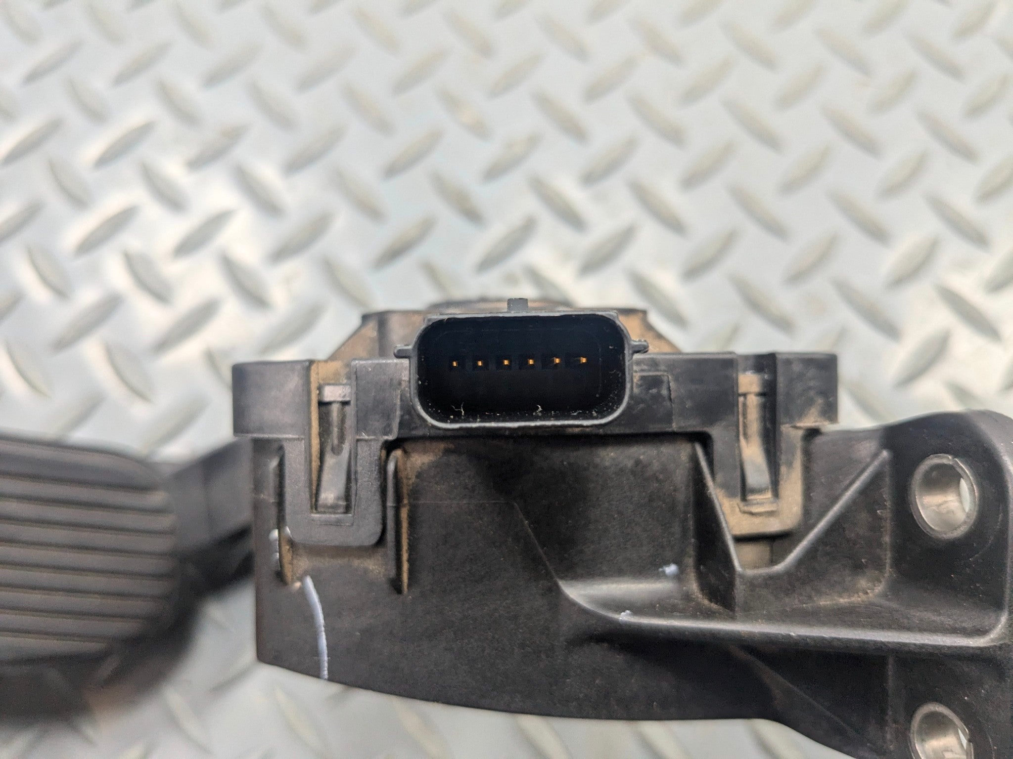 2011 - 2015 OEM FORD EXPLORER ACCELERATOR THROTTLE PEDAL SENSOR