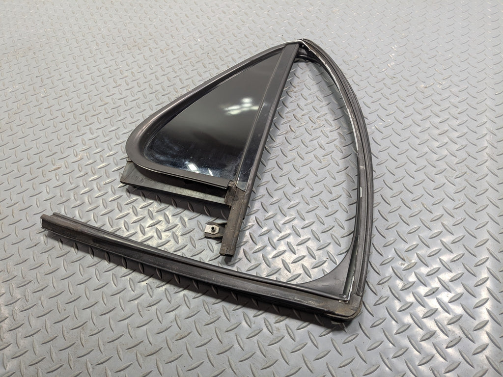 2011 - 2015 OEM FORD EXPLORER REAR RIGHT PASSENGER SIDE VENT WINDOW GLASS