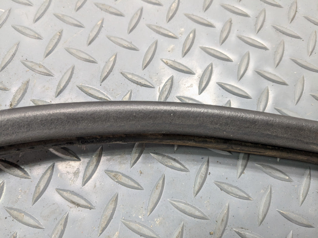 2011 - 2015 OEM FORD EXPLORER FRONT LEFT DRIVER SIDE WEATHER STRIP SEAL