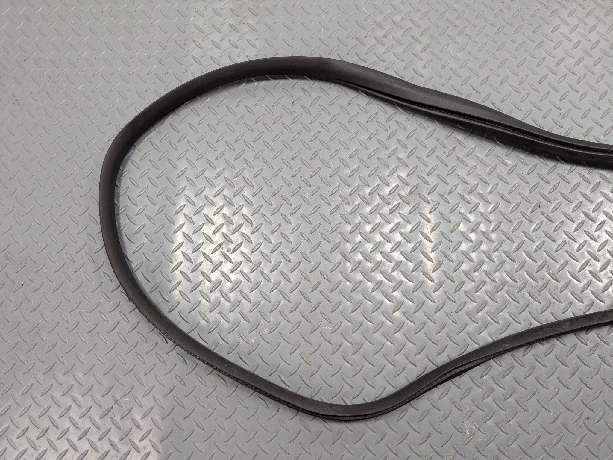 2011 - 2015 OEM FORD EXPLORER REAR RIGHT PASSENGER SIDE WEATHER STRIP SEAL