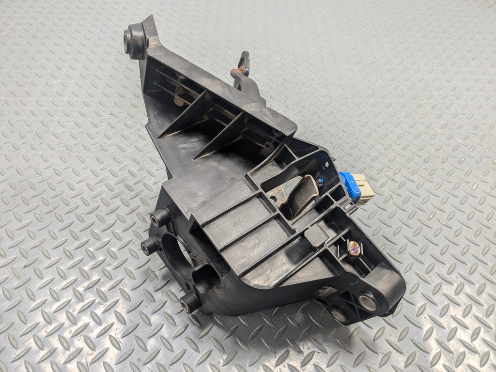 2011 - 2015 OEM FORD EXPLORER BRAKE STOP PEDAL AND SENSOR ASSEMBLY