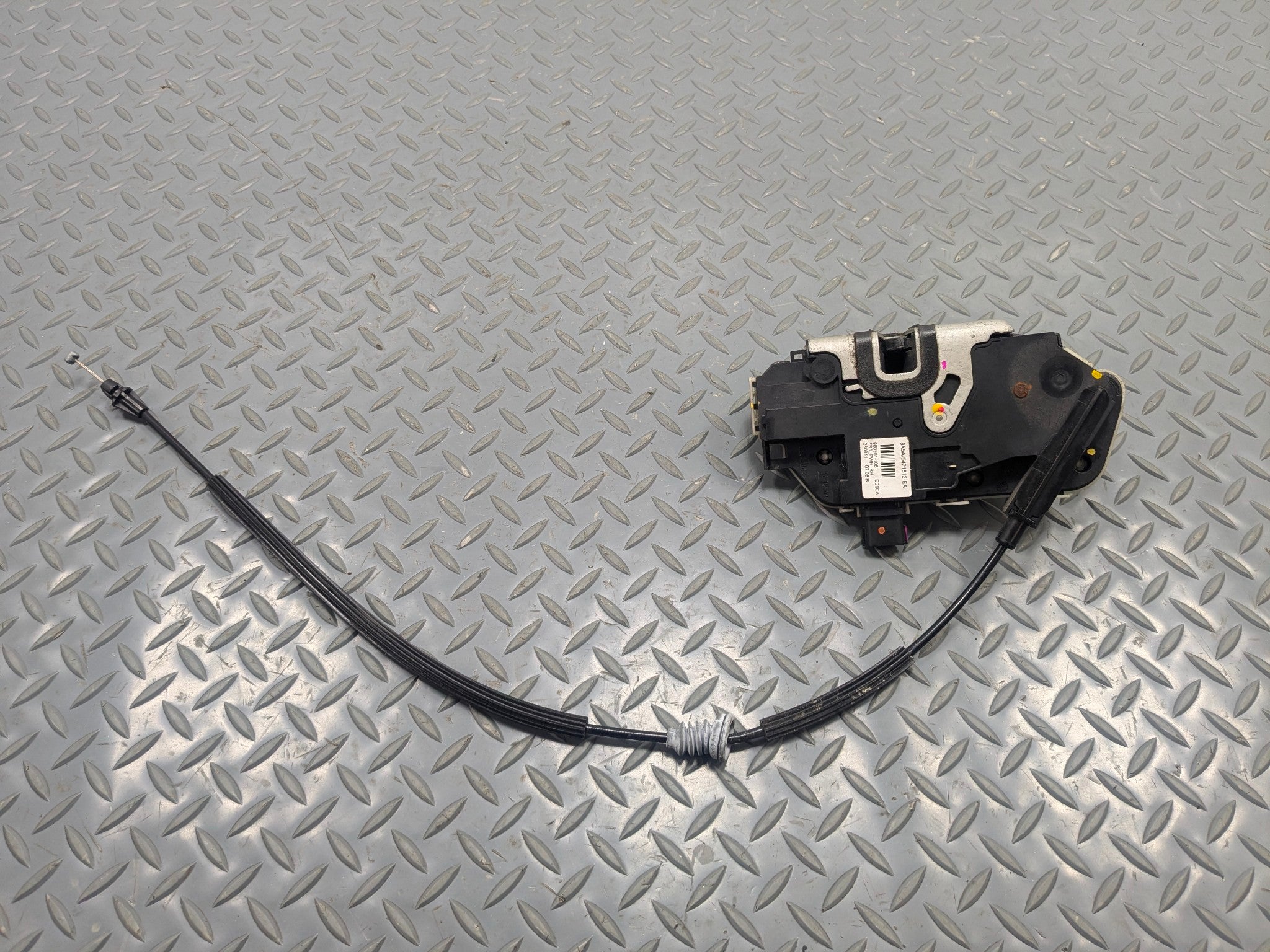 2011 - 2015 OEM FORD EXPLORER FRONT RIGHT PASSENGER SIDE DOOR LATCH LOCK