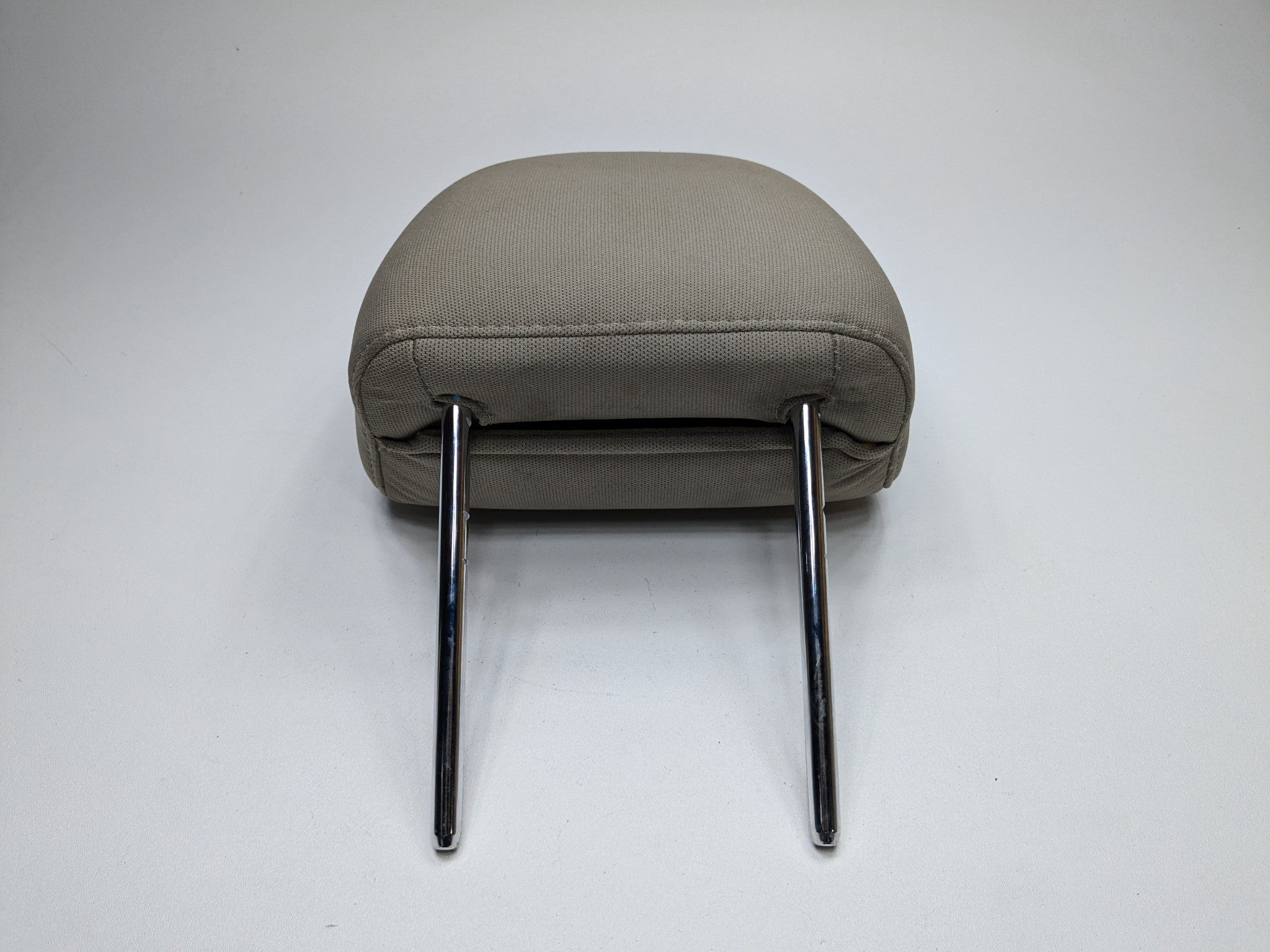 2011 - 2015 OEM FORD EXPLORER FRONT RIGHT PASSENGER SIDE HEADREST