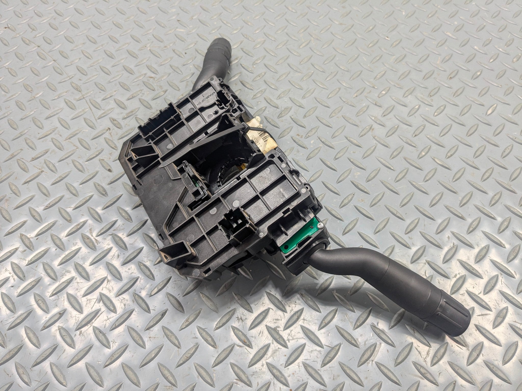 2011 - 2015 OEM FORD EXPLORER STEERING WHEEL CLOCKSPRING COMBINATION SWITCH
