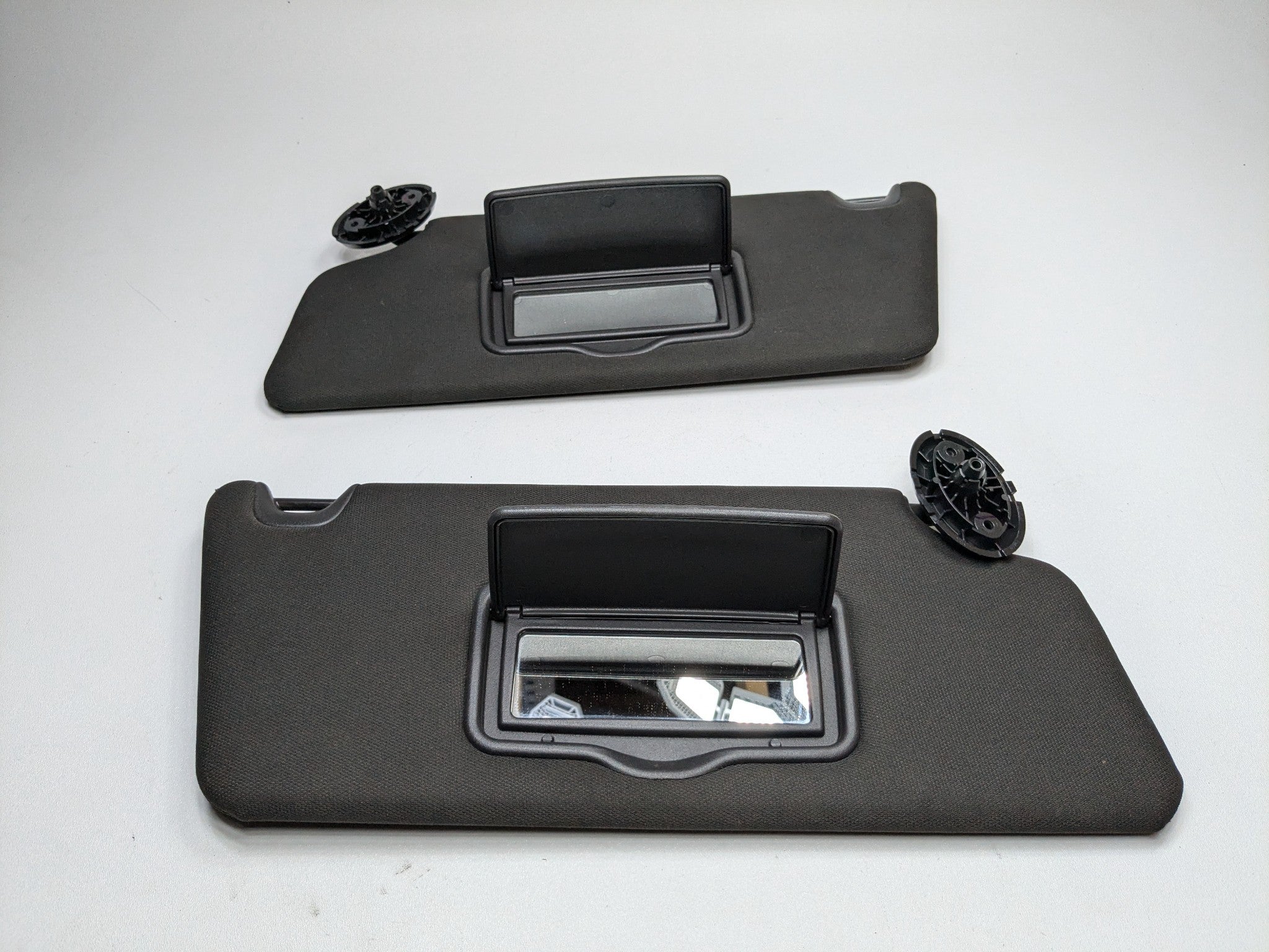 2011 - 2015 OEM FORD EXPLORER FRONT LEFT AND RIGHT SIDE INTERIOR ROOF SUN VISOR