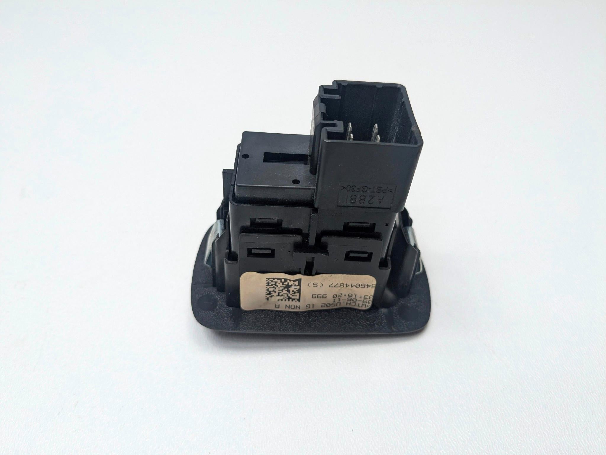 2011 - 2015 OEM FORD EXPLORER REAR RIGHT PASSENGER SIDE DOOR SWITCH ASSEMBLY