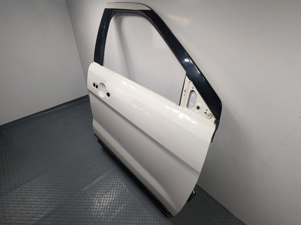 2011 - 2015 OEM FORD EXPLORER FRONT RIGHT PASSENGER SIDE DOOR SHELL PANEL WHITE