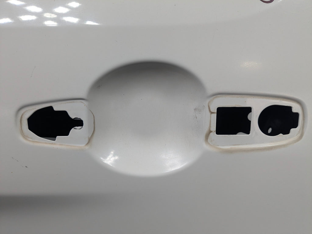 2011 - 2015 OEM FORD EXPLORER REAR LEFT DRIVER SIDE DOOR SHELL PANEL WHITE