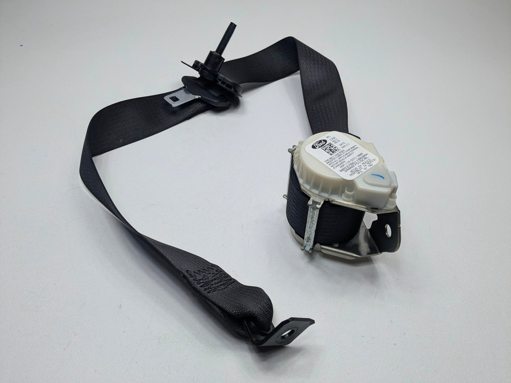2011 - 2015 OEM FORD EXPLORER REAR LEFT DRIVER SIDE SEAT BELT ASSEMBLY