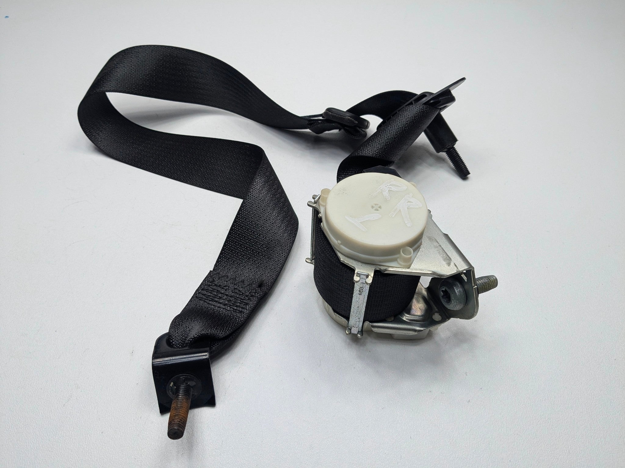 2011 - 2015 OEM FORD EXPLORER REAR RIGHT PASSENGER SIDE SEAT BELT ASSEMBLY