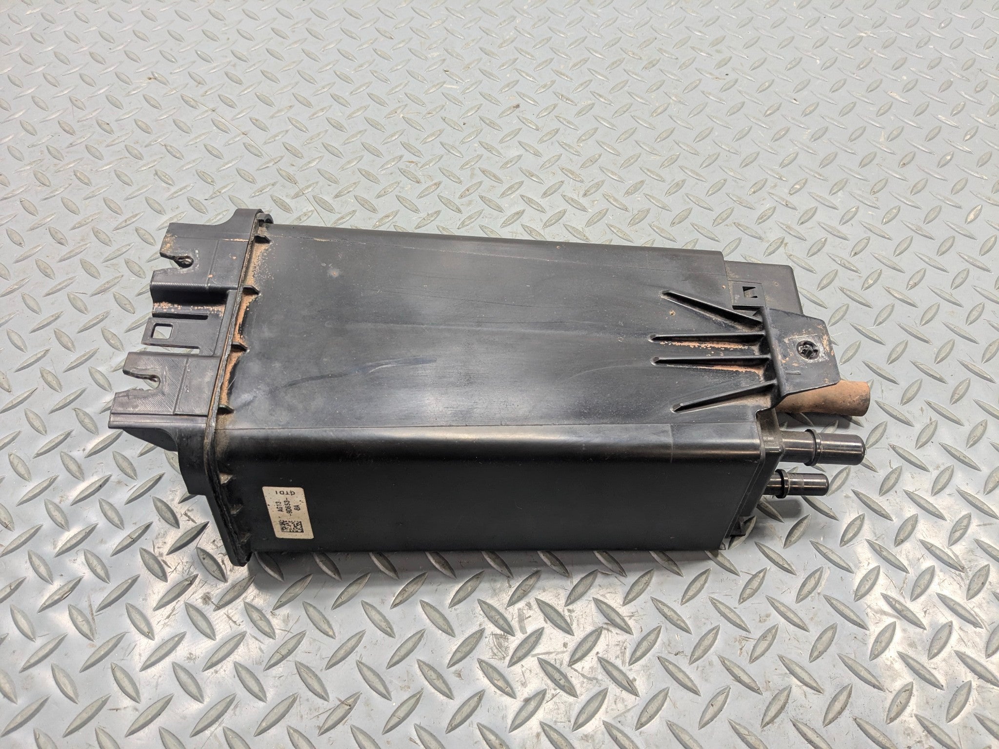 2011 - 2015 OEM FORD EXPLORER FUEL VAPOR EVAPORATOR CANISTER