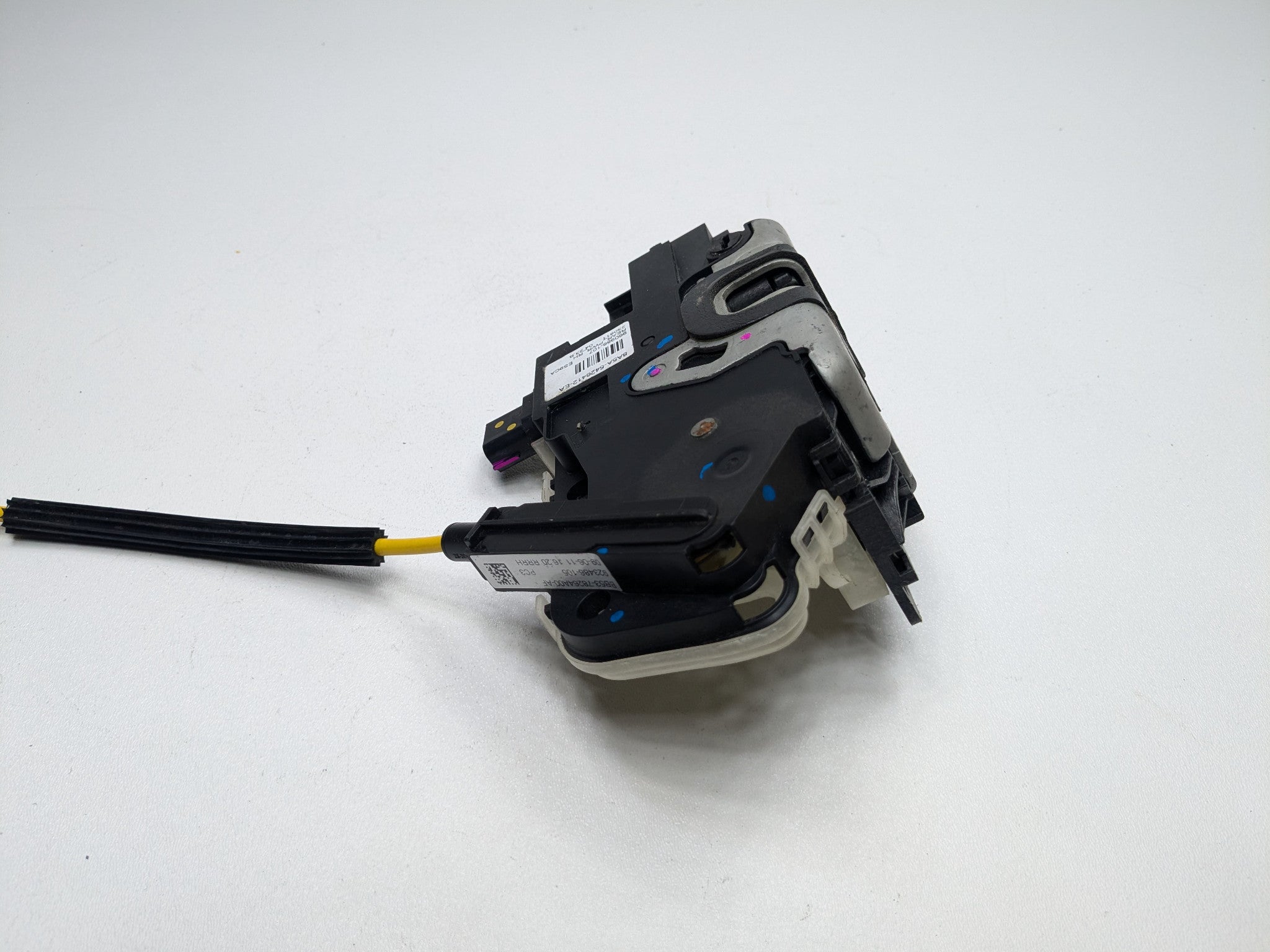 2011 - 2015 OEM FORD EXPLORER REAR RIGHT PASSENGER SIDE DOOR LOCK LATCH HANDLE