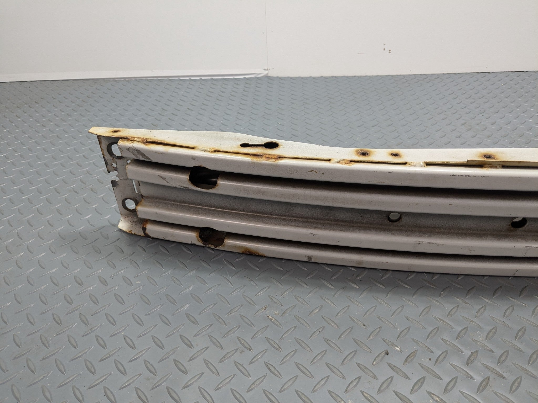2011 - 2015 OEM FORD EXPLORER FRONT BUMPER REINFORCEMENT CRASH IMPACT BAR