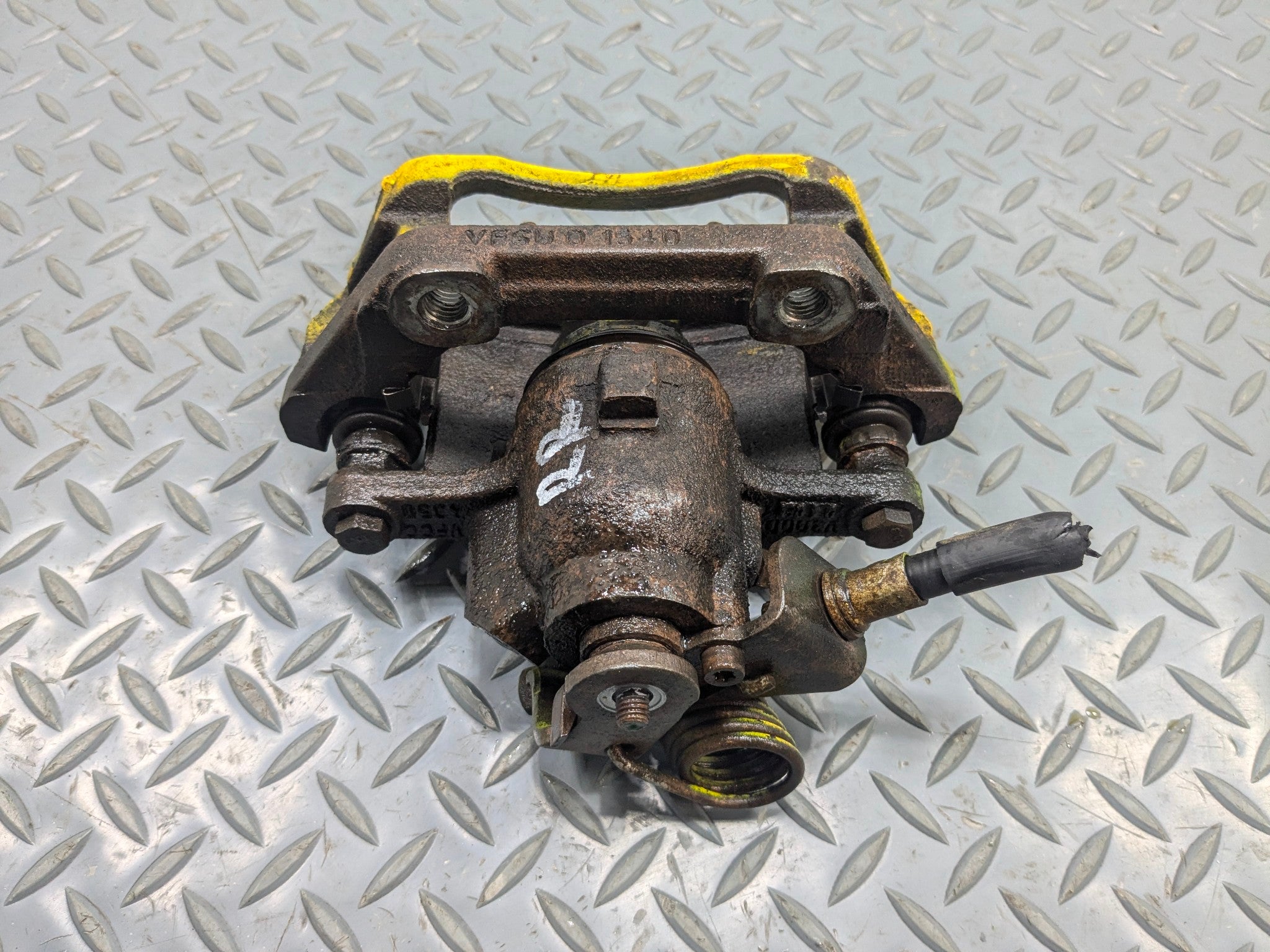 2011 - 2015 OEM FORD EXPLORER REAR RIGHT PASSENGER SIDE BRAKE CALIPER ASSEMBLY