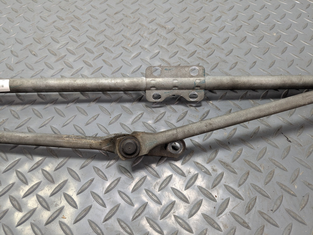 2011 - 2015 OEM FORD EXPLORER TRUNK WINDSHIELD WIPER LINKAGE TRANSMISSION