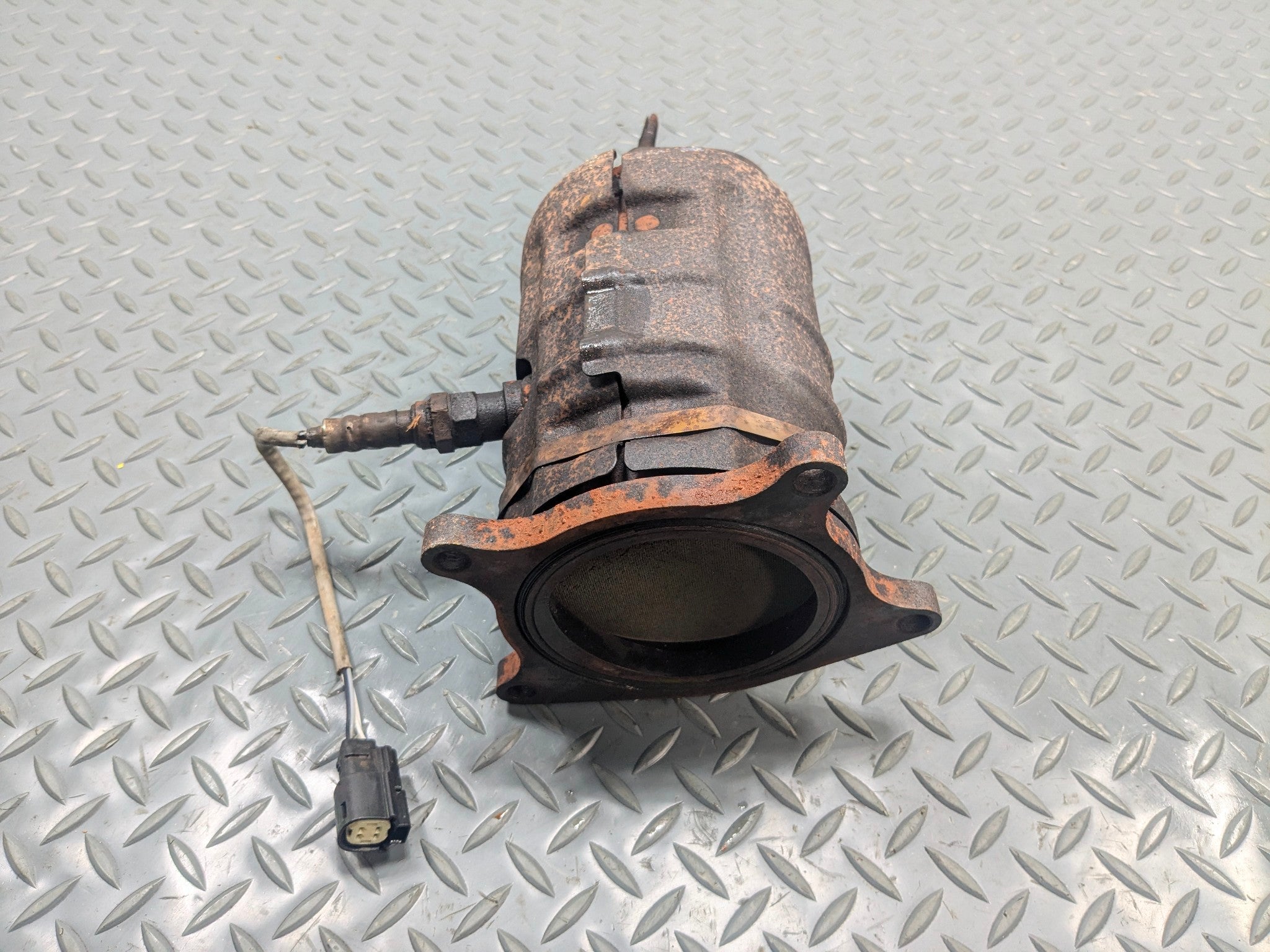 2011 - 2015 OEM FORD EXPLORER REAR EXHAUST MANIFOLD DOWNPIPE