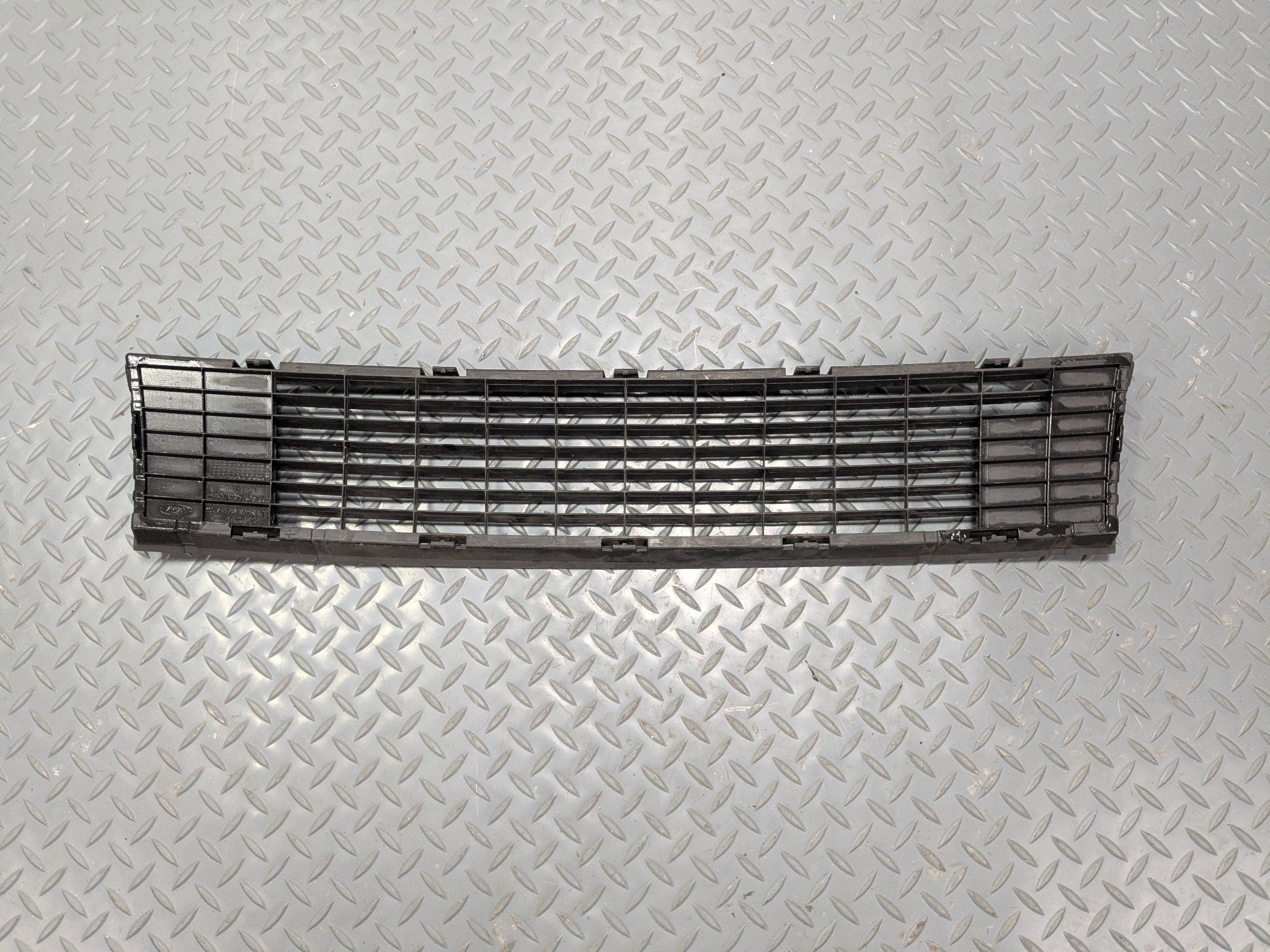 2011 - 2015 OEM FORD EXPLORER FRONT BUMPER LOWER MOUNTED GRILLE