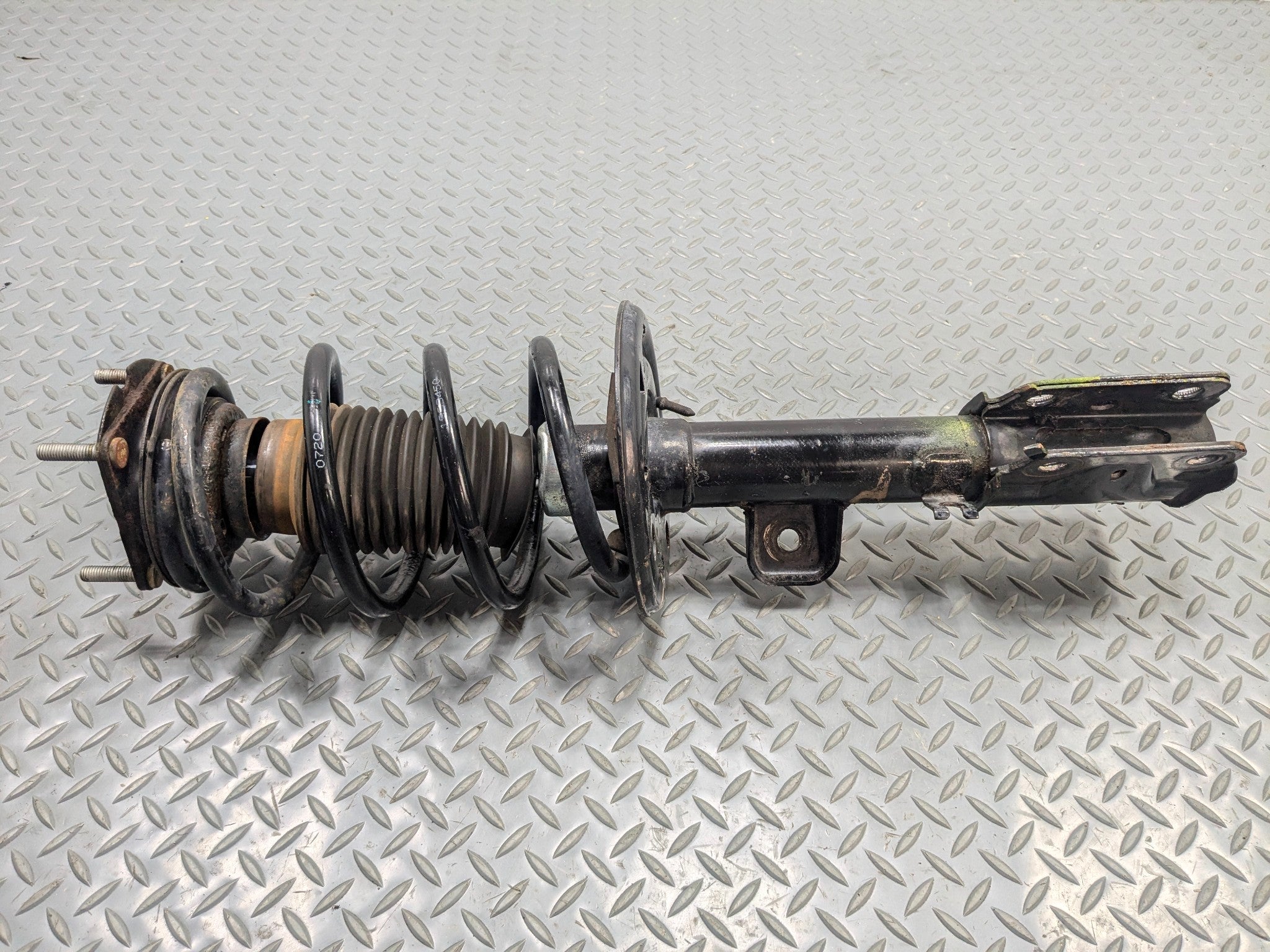 2011 - 2015 OEM FORD EXPLORER FRONT RIGHT SIDE SUSPENSION SHOCK STRUT ASSEMBLY