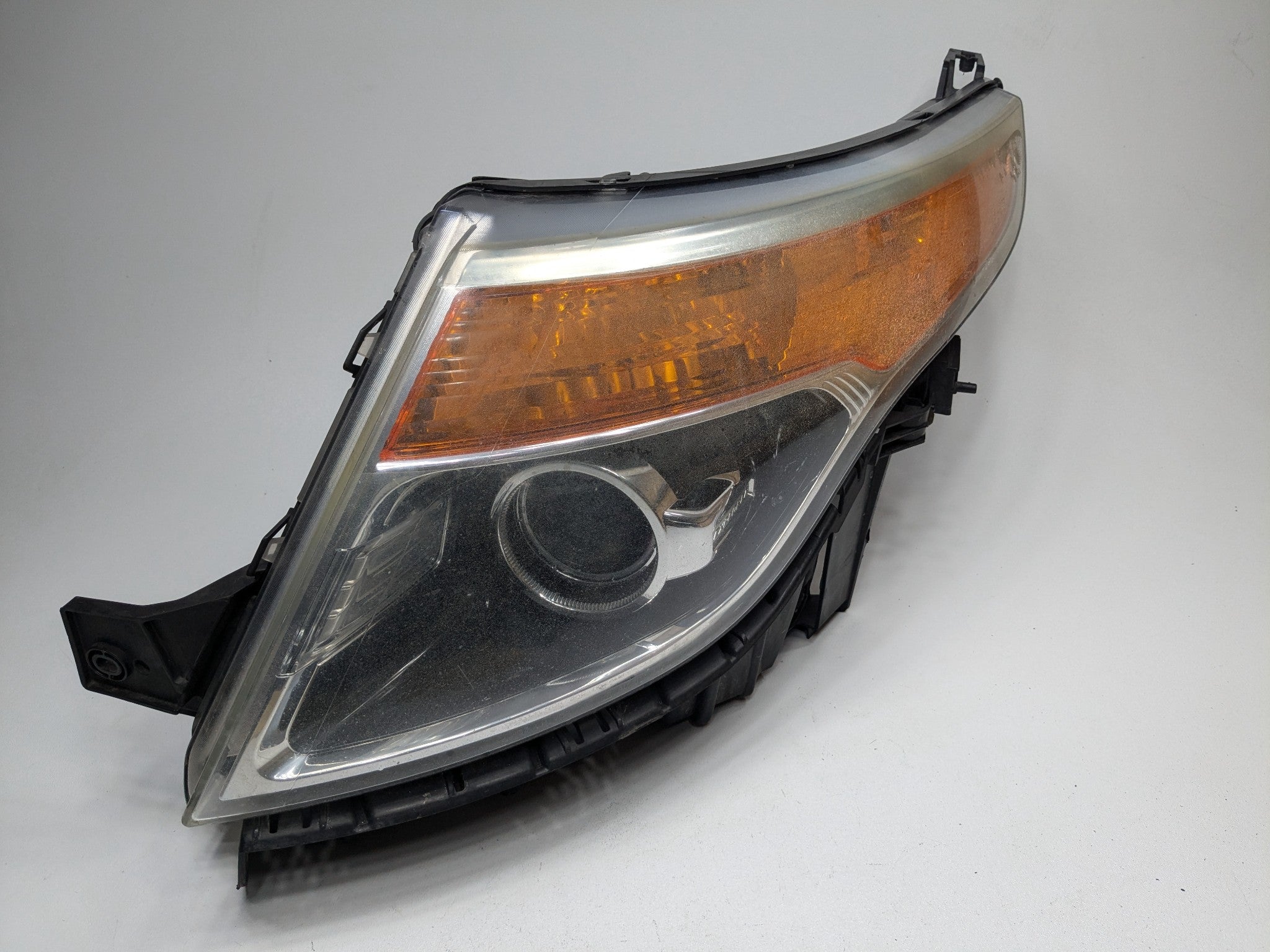 2011 - 2015 OEM FORD EXPLORER FRONT LEFT DRIVER SIDE HALOGEN HEADLAMP ASSEMBLY