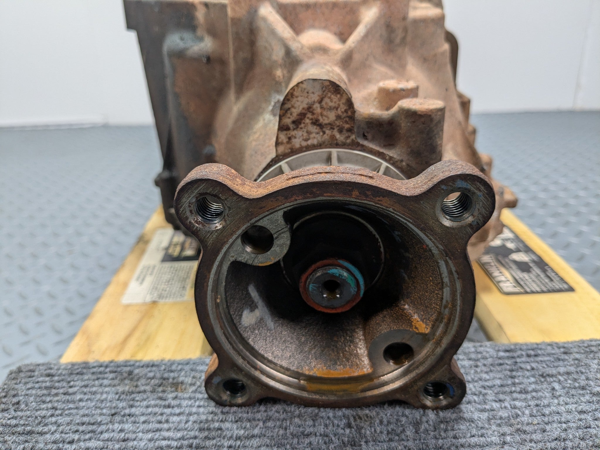 2011 - 2015 OEM FORD EXPLORER AUTOMATIC TRANSFER CASE ASSEMBLY