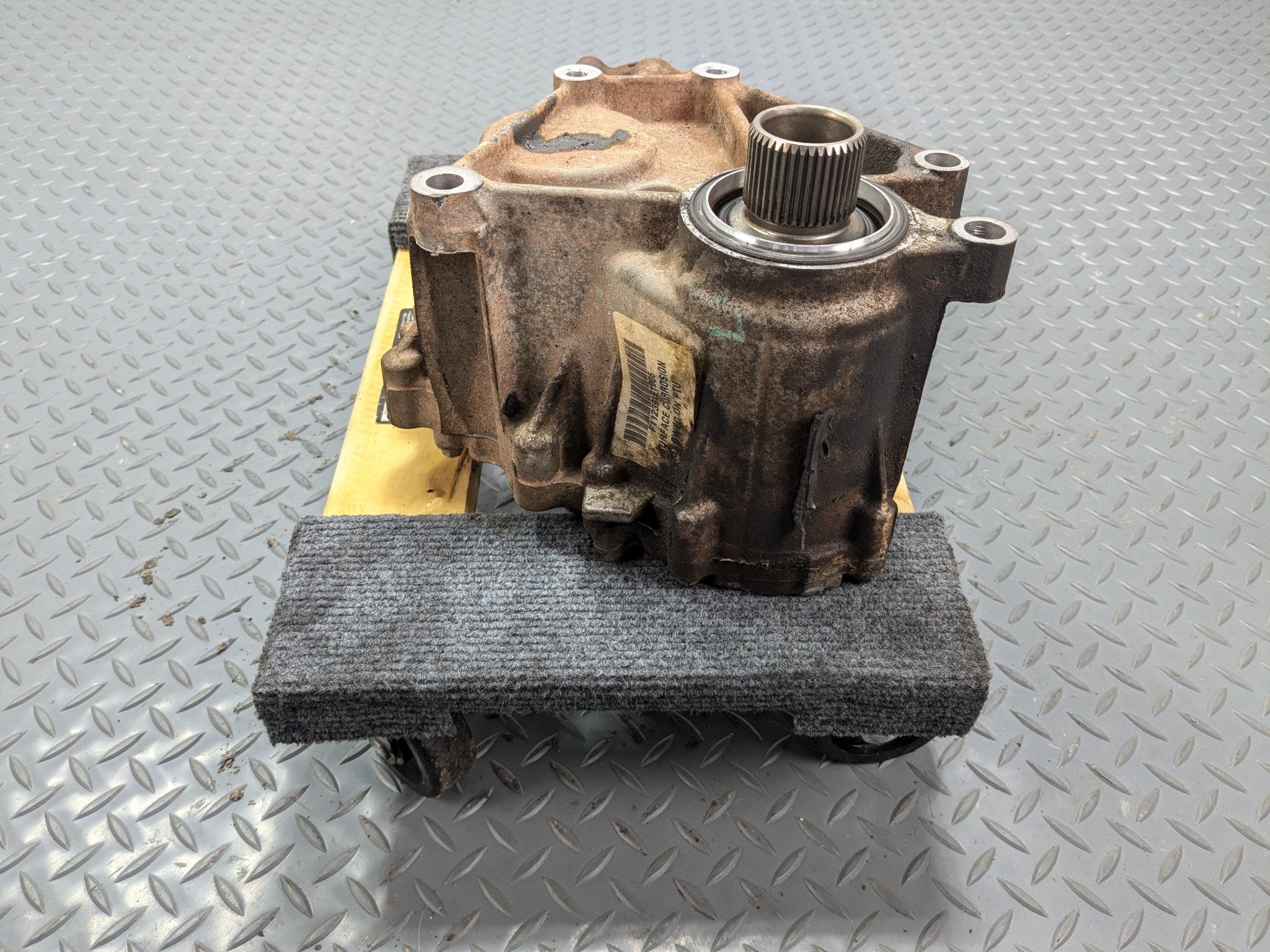 2011 - 2015 OEM FORD EXPLORER AUTOMATIC TRANSFER CASE ASSEMBLY