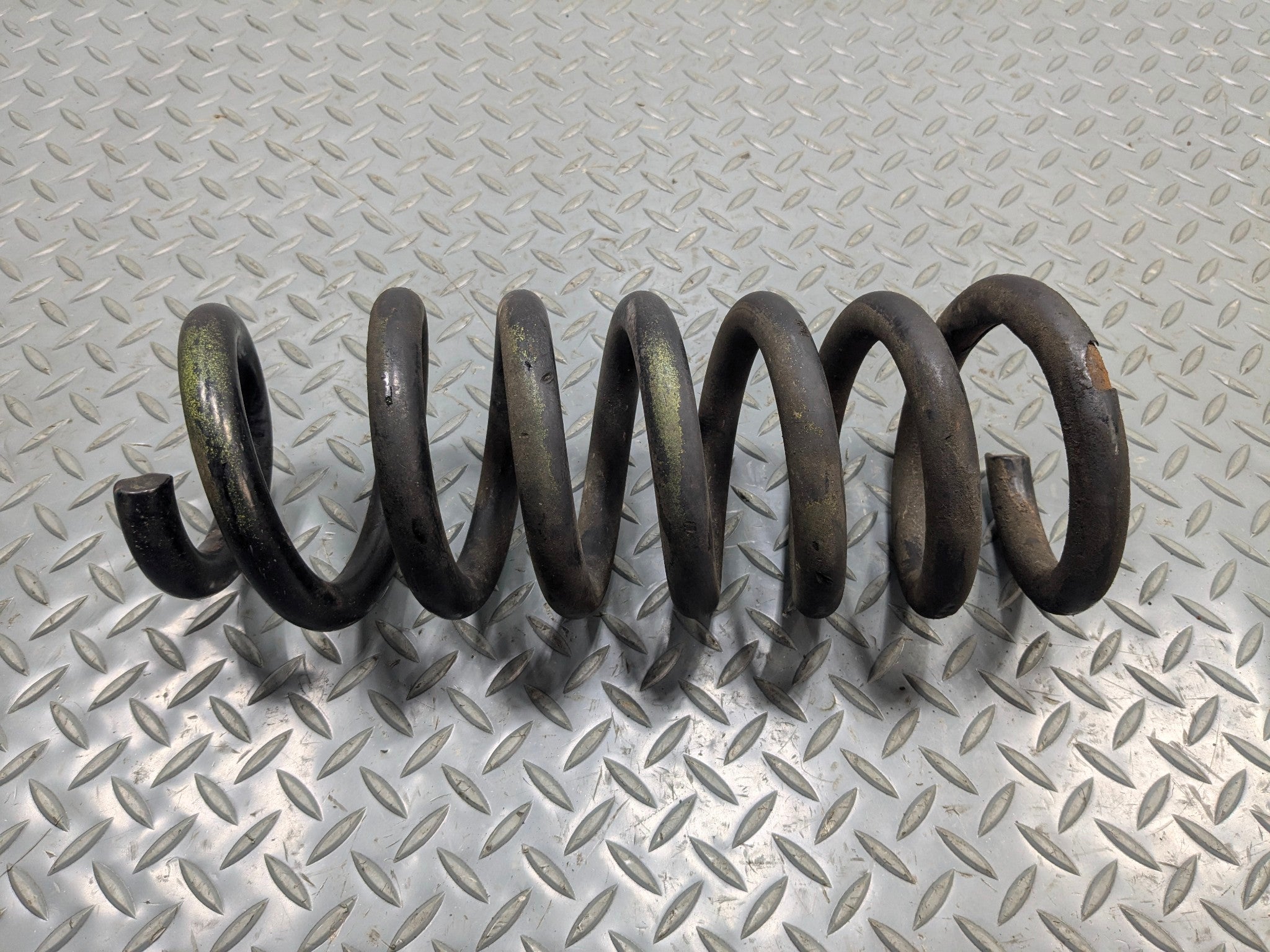 2011 - 2015 OEM FORD EXPLORER REAR LEFT OR RIGHT SIDE AIR COIL SPRING