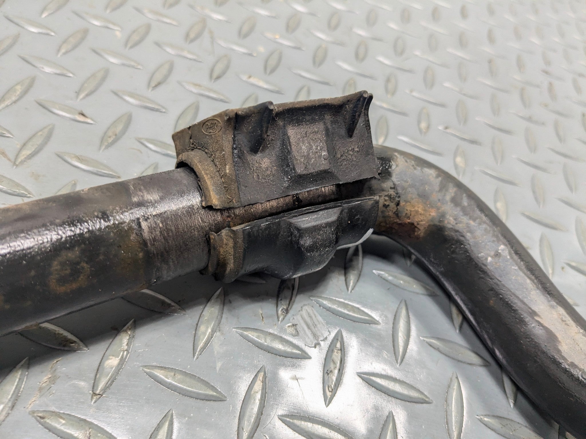 2011 - 2015 OEM FORD EXPLORER FRONT STABILIZER SUSPENSION ANTI-ROLL SWAY BAR