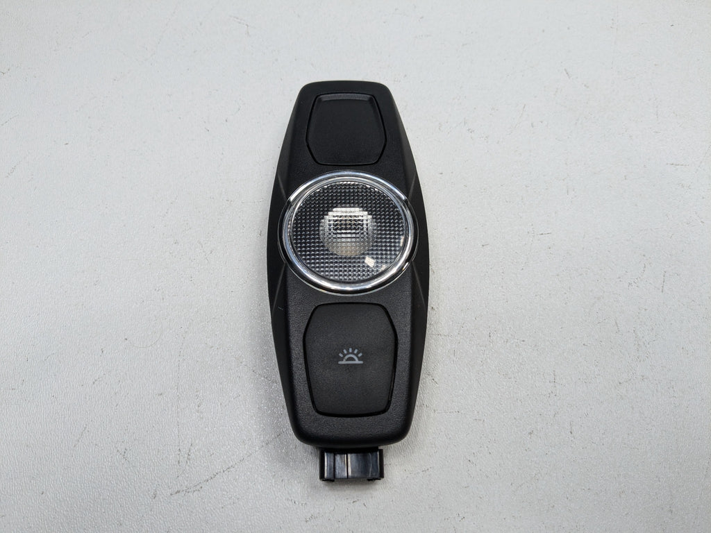 2011 - 2015 OEM FORD EXPLORER REAR TRUNK ROOF INTERIOR DOME LIGHT READING LAMP