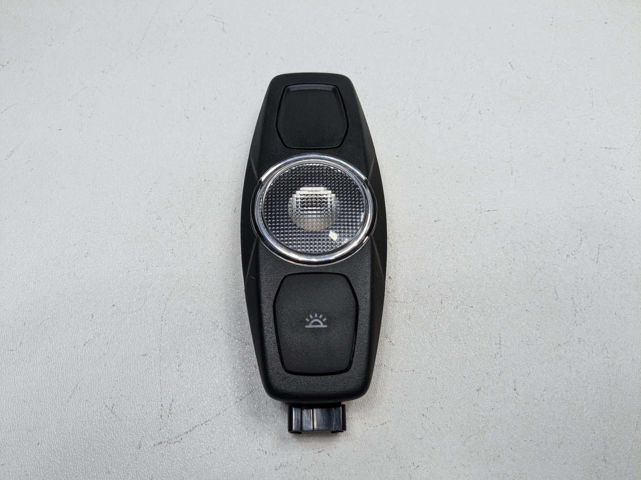 2011 - 2015 OEM FORD EXPLORER REAR TRUNK ROOF INTERIOR DOME LIGHT READING LAMP