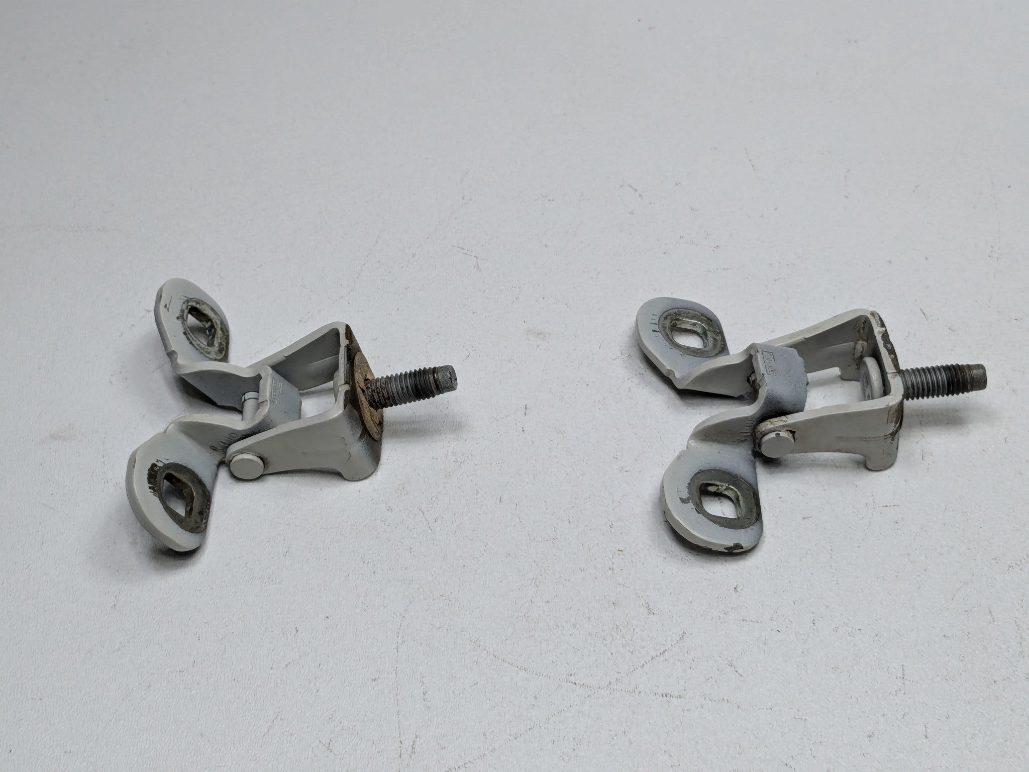 2011 - 2015 OEM FORD EXPLORER REAR RIGHT AND LEFT TAILGATE HINGE SET OF 2