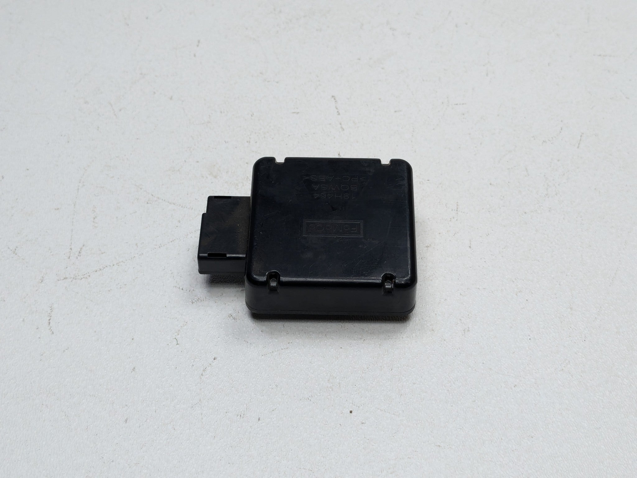 2011 - 2015 OEM FORD EXPLORER GPS COMMUNICATION CONTROL MODULE