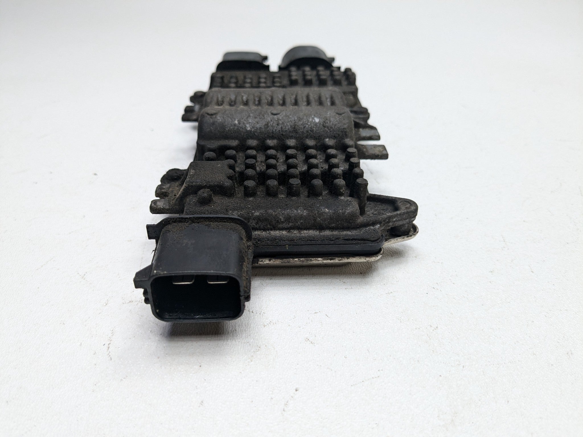 2011 - 2015 OEM FORD EXPLORER RADIATOR FAN CONTROL MODULE UNIT