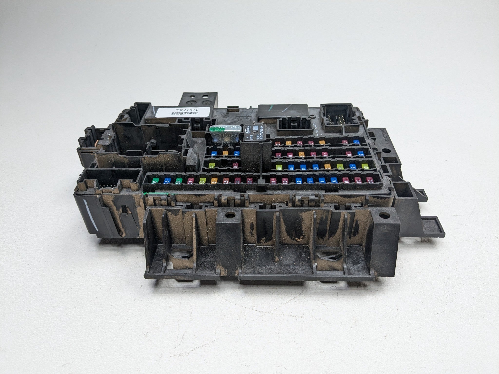 2011 - 2015 OEM FORD EXPLORER BODY CONTROL MODULE INTERIOR CABIN FUSE BOX