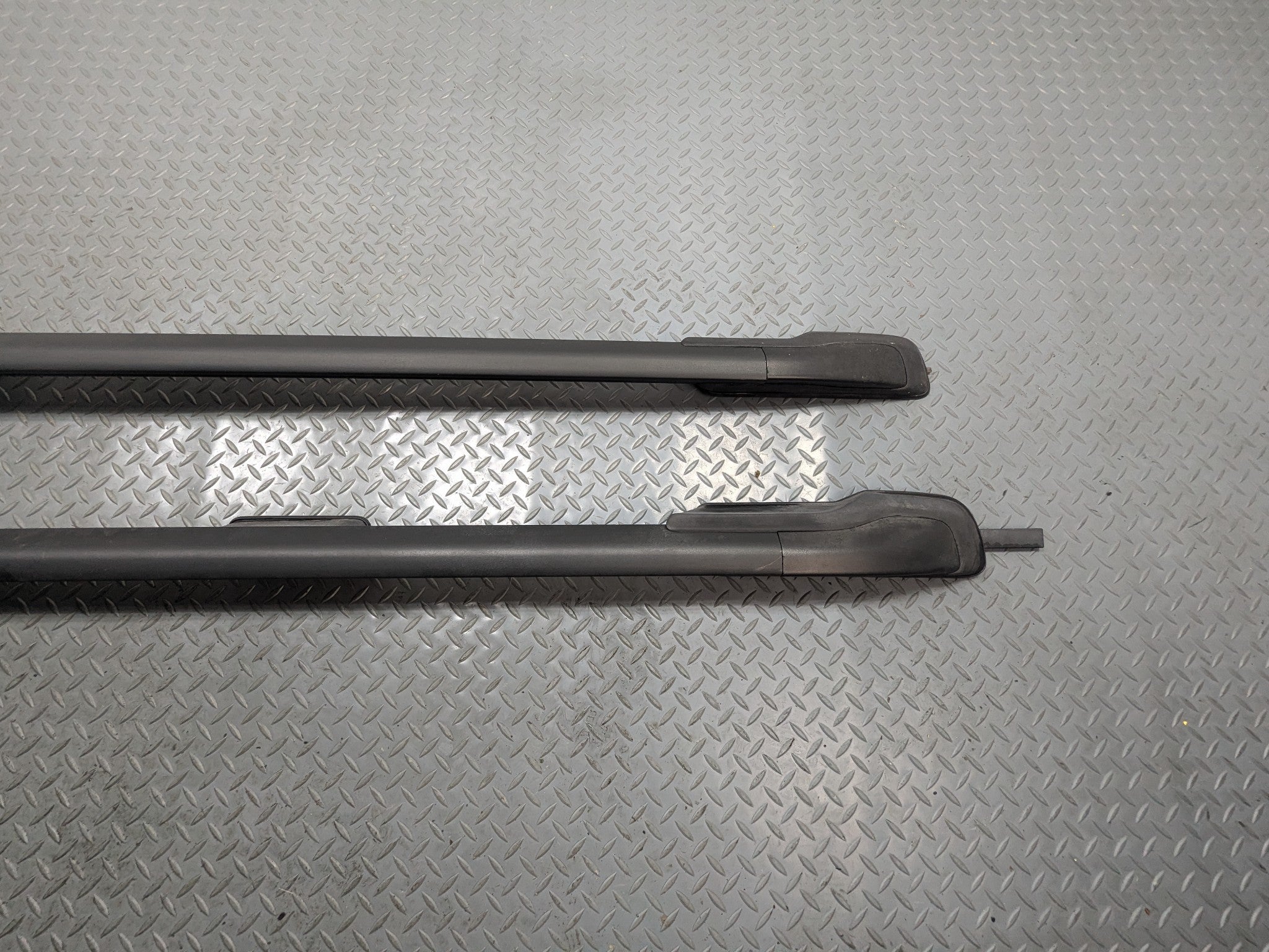 2011 - 2015 OEM FORD EXPLORER LEFT AND RIGHT SIDE LUGGAGE ROOF RACK MOUNT RAILS