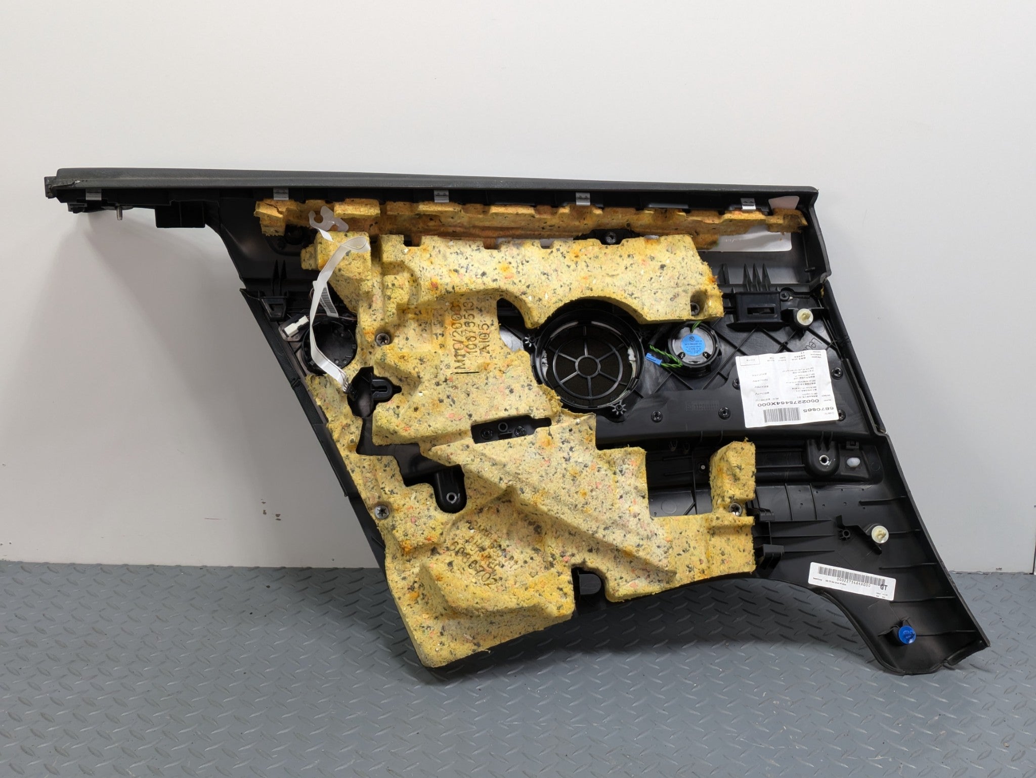 07 - 09 OEM BMW 328I REAR RIGHT PASSENGER SIDE INTERIOR QUARTER DOOR TRIM PANEL