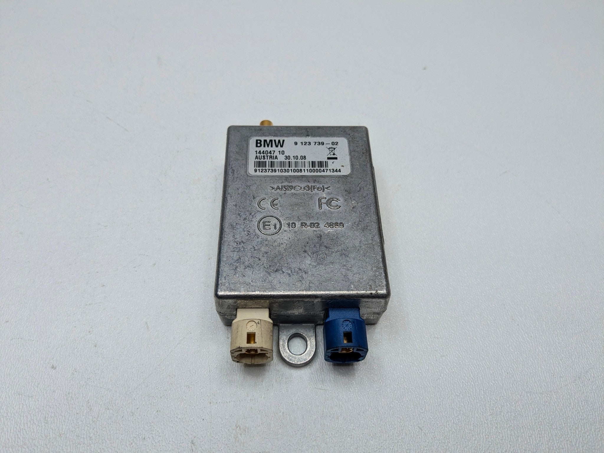 2007 - 2009 OEM BMW 328I AUX AUDIO USB COMPUTER CONTROL ADAPTER MODULE UNIT