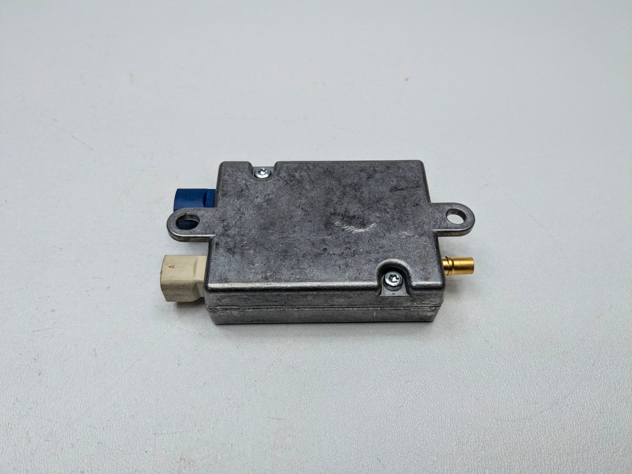 2007 - 2009 OEM BMW 328I AUX AUDIO USB COMPUTER CONTROL ADAPTER MODULE UNIT