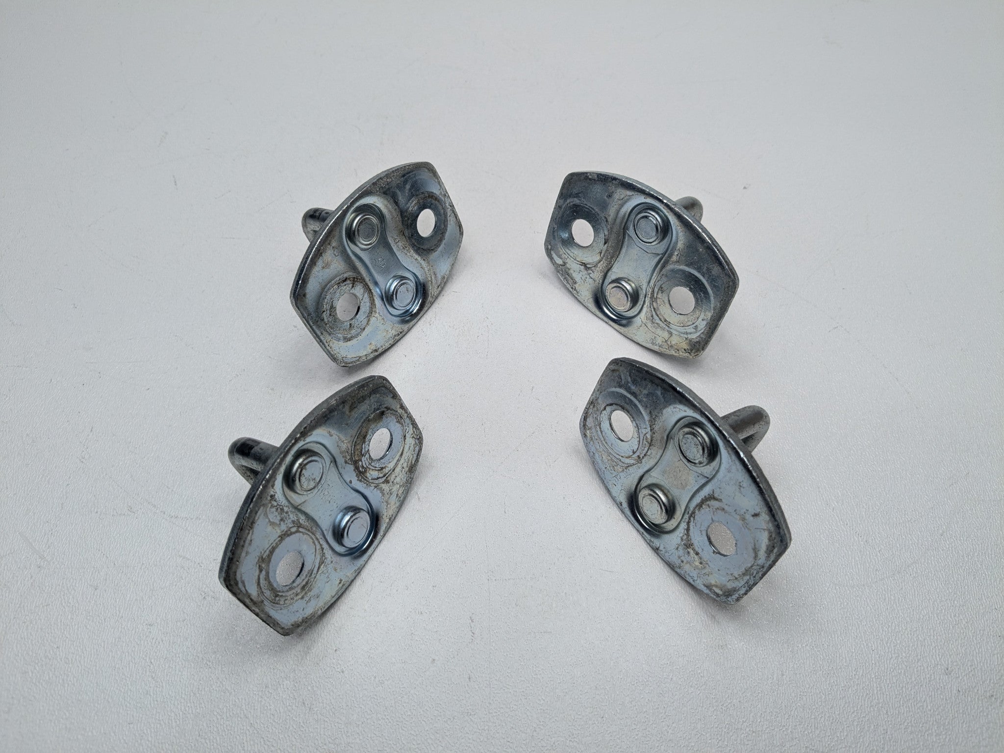 06 - 09 OEM TOYOTA PRIUS FRONT AND REAR DOOR LOCK LATCH STRIKER PLATE SET OF 4