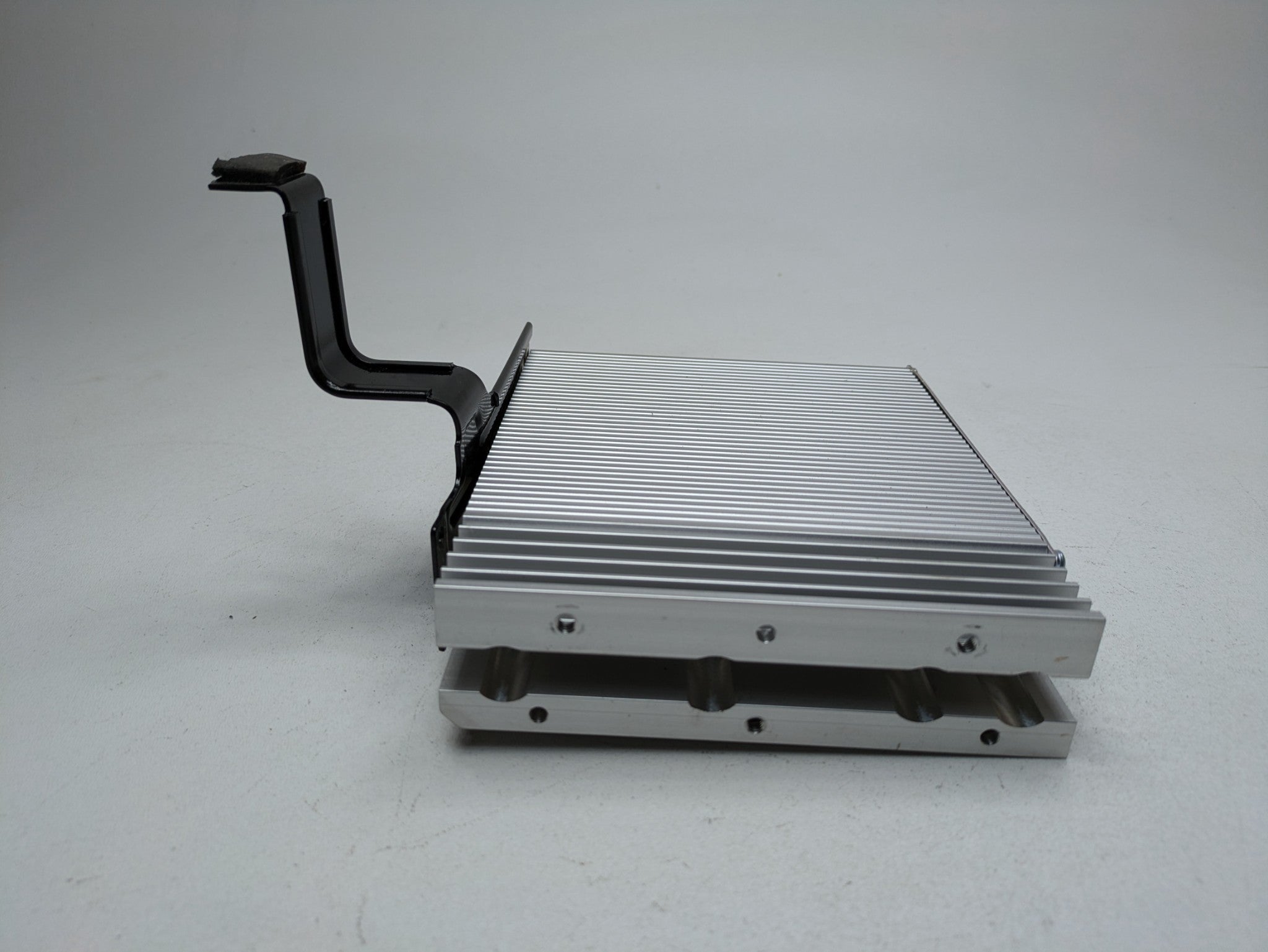 2006 - 2009 OEM TOYOTA PRIUS AUDIO RADIO SOUND AMPLIFIER UNIT