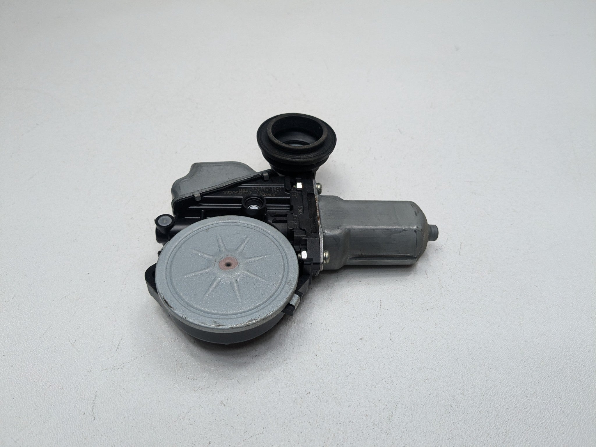 10 - 11 OEM TOYOTA PRIUS FRONT RIGHT PASSENGER SIDE DOOR POWER WINDOW MOTOR UNIT