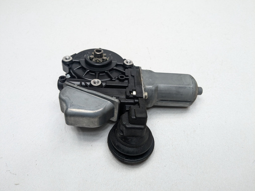 10 - 11 OEM TOYOTA PRIUS REAR RIGHT PASSENGER SIDE DOOR POWER WINDOW MOTOR UNIT