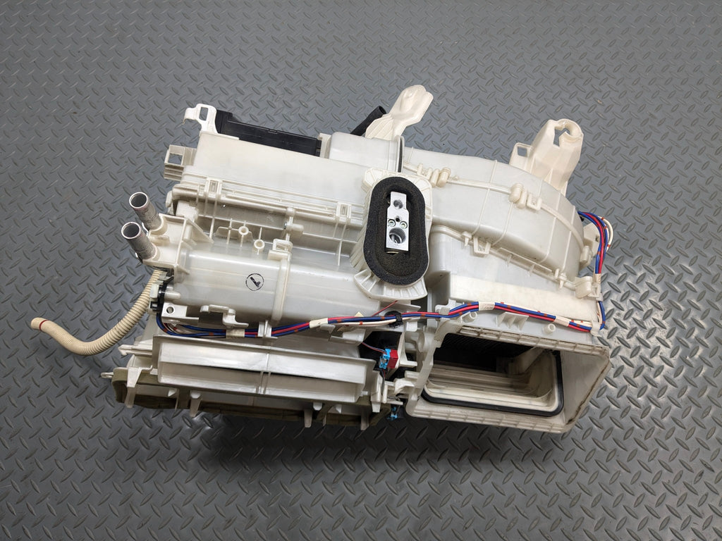 10 - 11 OEM TOYOTA PRIUS HVAC AC EVAPORATOR CLIMATE TEMPERATURE HEATER ASSEMBLY