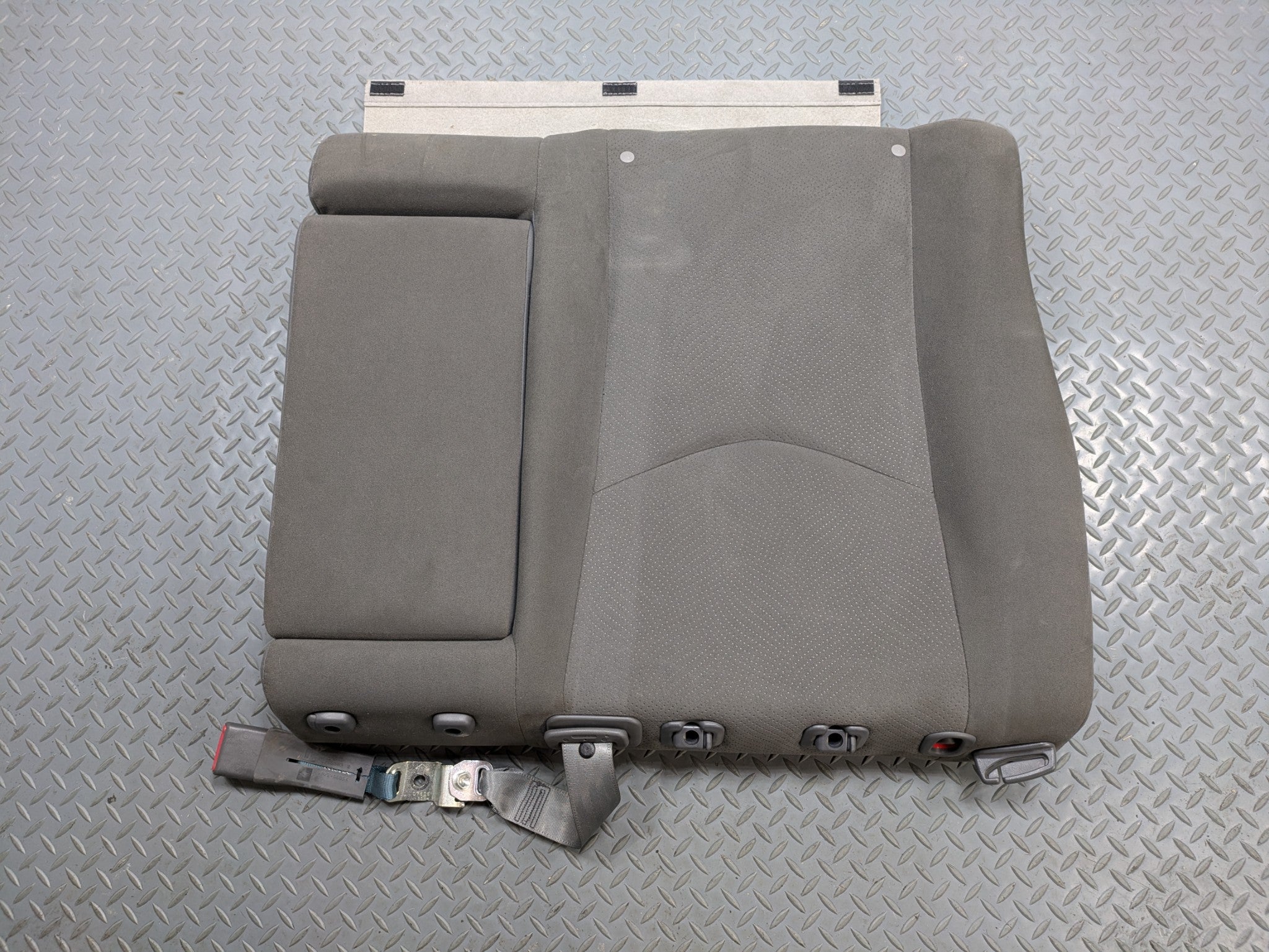 10 - 11 OEM TOYOTA PRIUS REAR RIGHT PASSENGER SIDE UPPER SEAT CUSHION ASSEMBLY