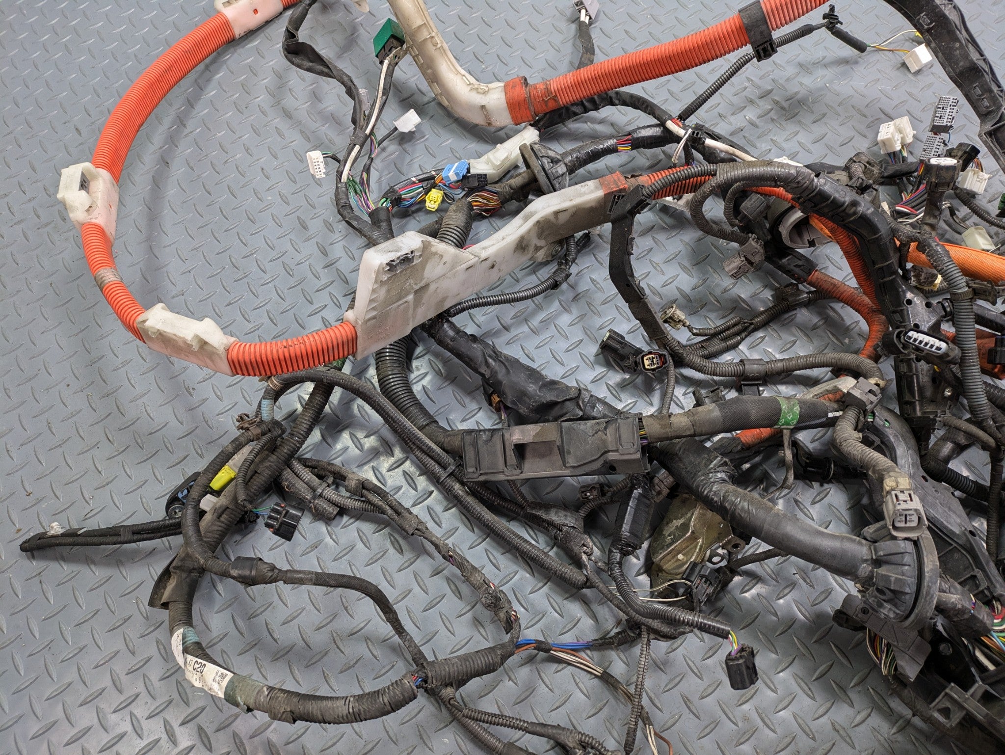 10 - 11 OEM TOYOTA PRIUS INTERIOR HOOD WIRE WIRING HARNESS CABLE AND CONNECTOR