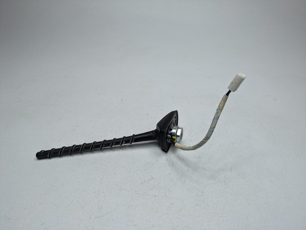 2012 - 2015 OEM TOYOTA PRIUS ROOF AUDIO RADIO ANTENNA WITH POLE