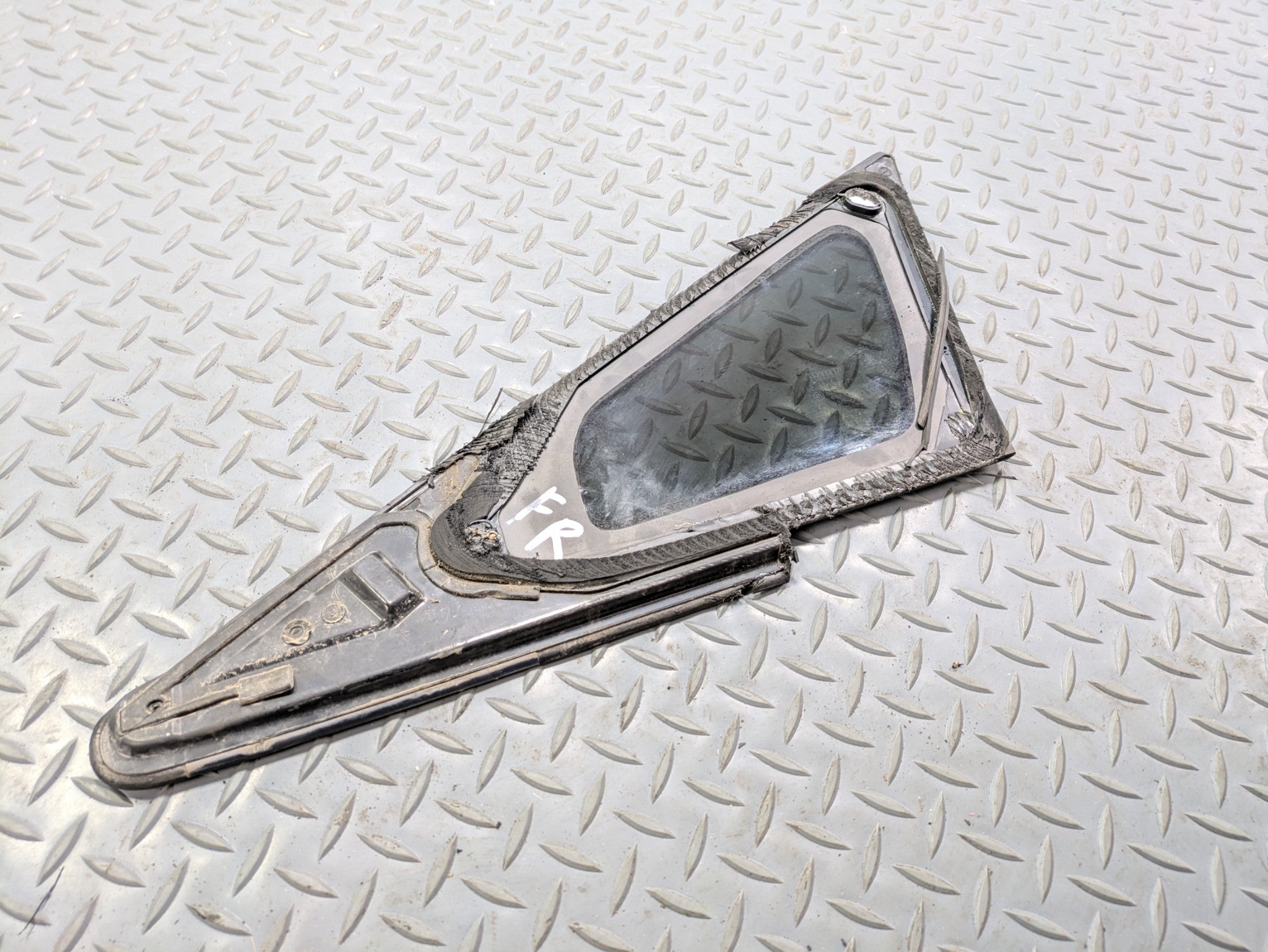 2012 - 2015 OEM TOYOTA PRIUS FRONT RIGHT PASSENGER SIDE VENT GLASS WINDOW
