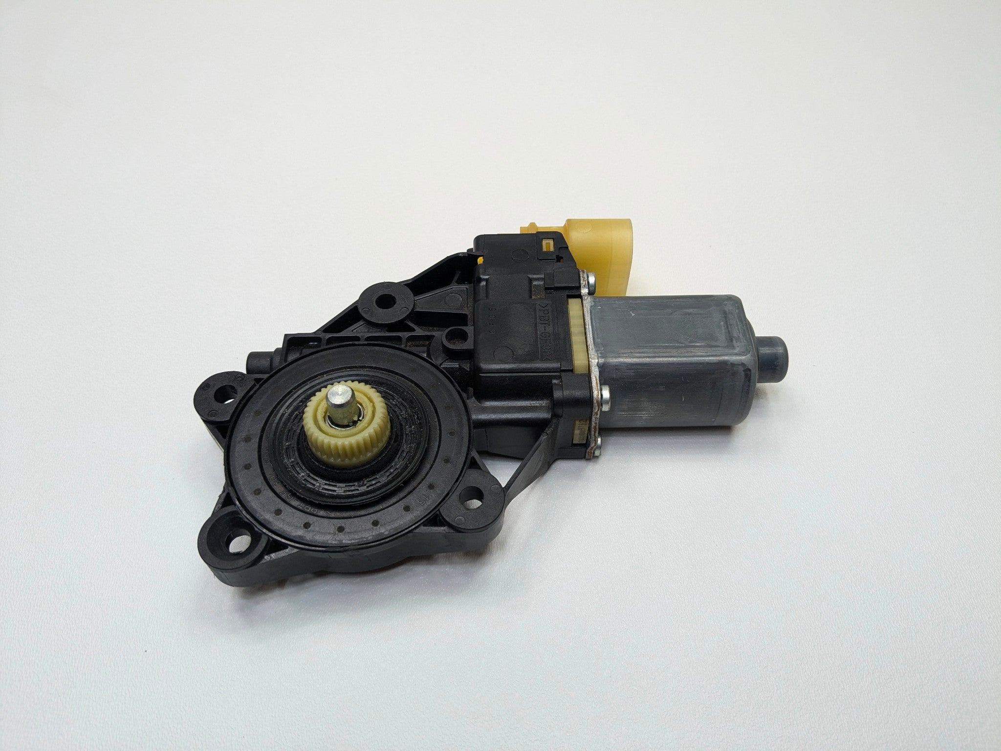 2011 - 2013 OEM MINI COOPER FRONT RIGHT PASSENGER SIDE POWER WINDOW MOTOR
