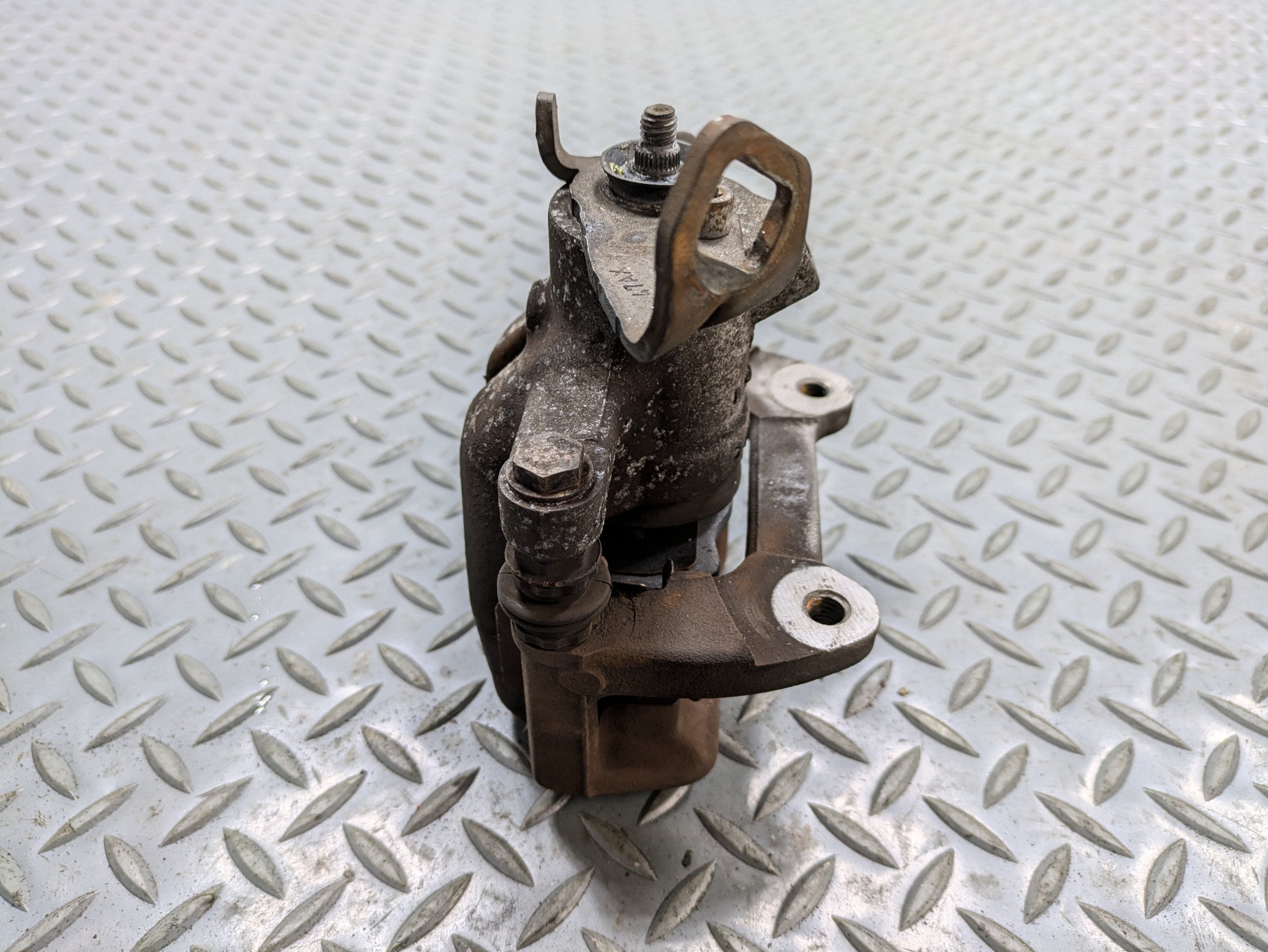 2011 - 2013 OEM MINI COOPER REAR LEFT DRIVER SIDE BRAKE CALIPER