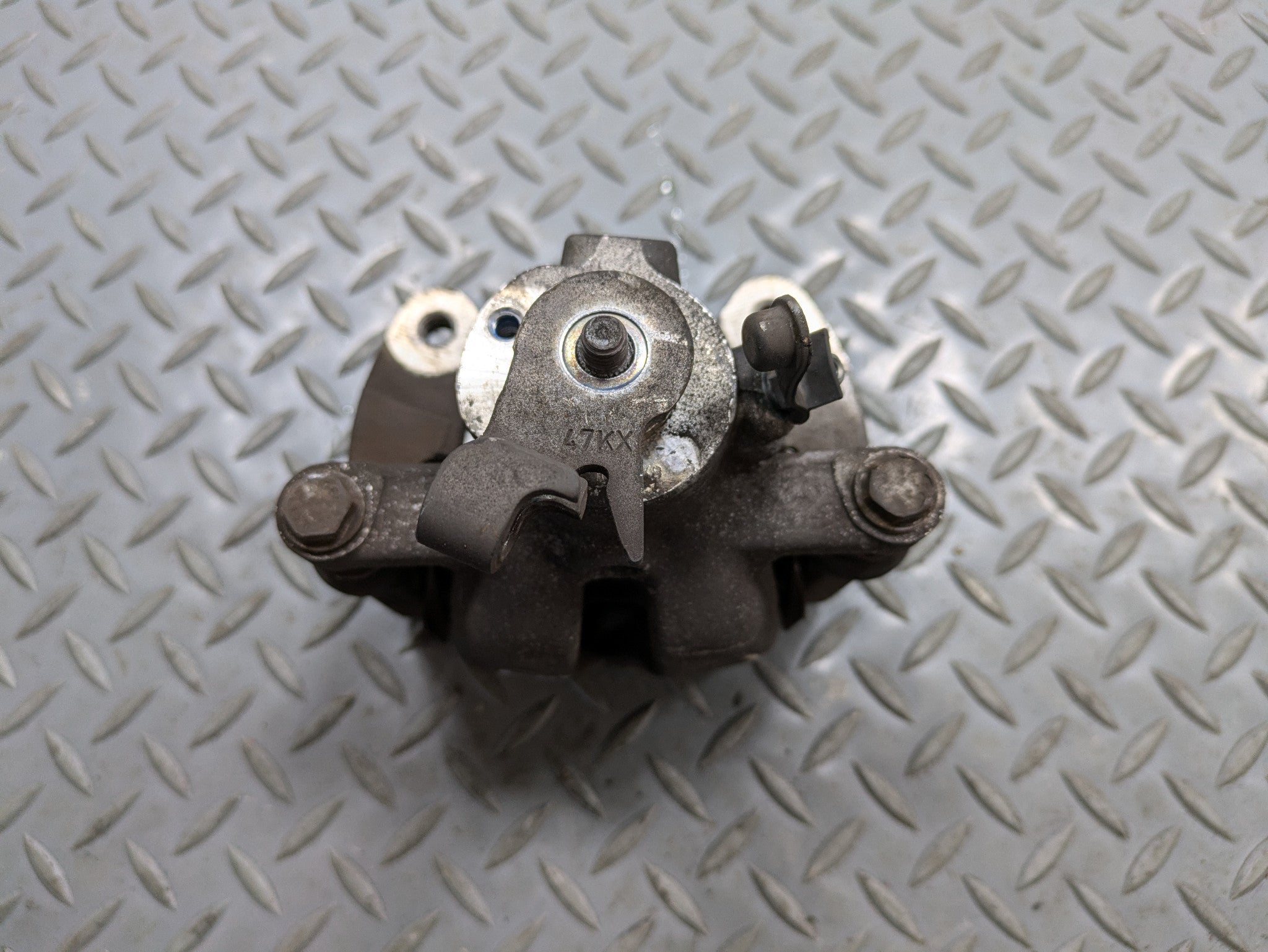 2011 - 2013 OEM MINI COOPER REAR RIGHT PASSENGER SIDE BRAKE CALIPER